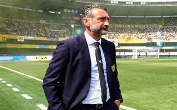 سرمربی «الاغ‌‌های پرنده» اخراج شد