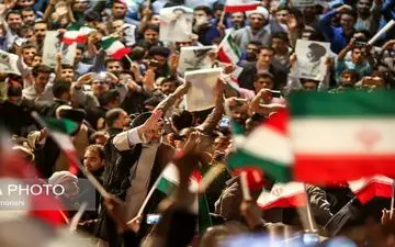 رئیسی: می‌گویند می‌خواهند در خیابان‌ها دیوار بکشند؛ چرا عقل مردم را دست کم می‌گیرید؟