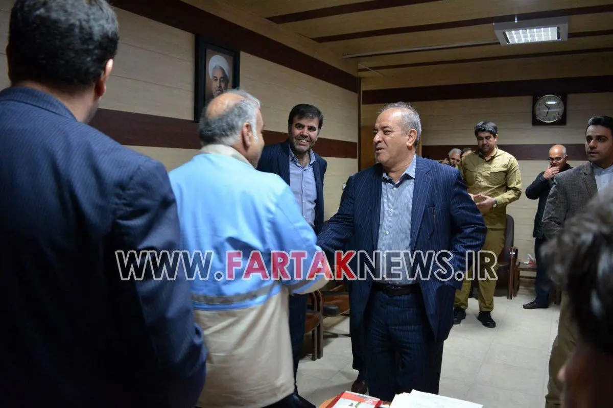 برگزاری جلسه مدیرعامل بانک شهر و استاندار کرمانشاه برای رفع مشکل زلزله زدگان