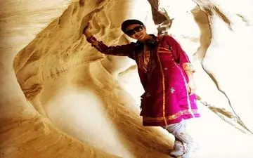 غواصی آزاده صمدی در قشم! + عکس