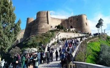 قلعه فلک الافلاک در خطر فروریختن!+ جزییات 