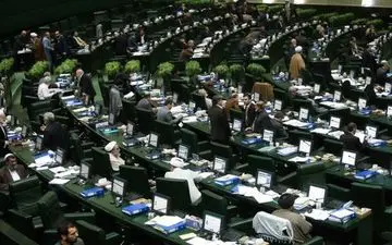 وعده پرداخت کارت اعتباری۱۰۰ هزارتومانی به ۱۱ میلیون نفر