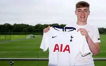 تاتنهام دست به کار شد/خرید بازیکن بعد از مدتی طولانی!
