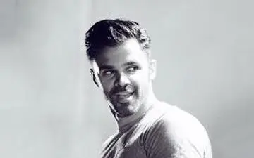 تیپ و مدل موی جدید "سیروان خسروی" در آخرین کنسرتش