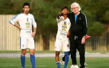 شفر چرا به قائدی اعتماد می کند؟ + فیلم