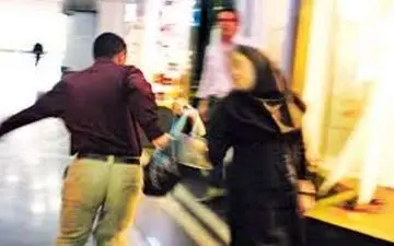 خالقان تخم مرغ زن و خفه کن چه کسانی هستند؟