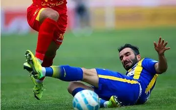 تساوی یک نیمه‌ای گسترش فولاد و صبا 