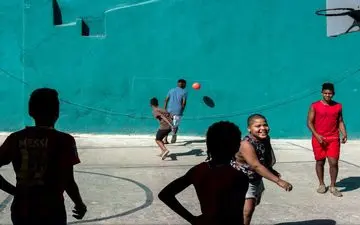  عکس منتخب نشنال جئوگرافیک | بازی خیابانی