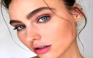 
همه چیز درباره کاشت ابرو، روش محبوب ستارگان هالیوود
