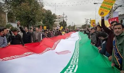 حضور پرشور مردم کرمانشاه در راهپیمایی روز دانش آموز به روایت تصویر