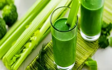 عوارض و مضرات آب کرفس برای سلامتی بدن چیست؟