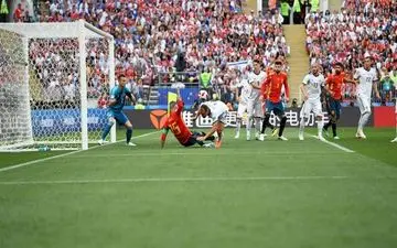 ایگناشویچ مسن‌ترین زننده گل به خودی در تاریخ جام جهانی