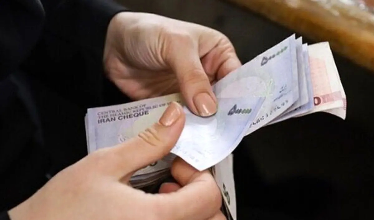   افزایش حقوق ۱۴۰۴؛ جزئیات رسمی و تغییرات جدید حقوق کارگران و کارمندان 