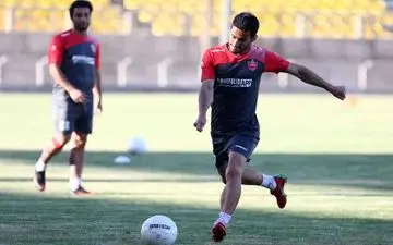 شیری: شانس زیادی برای رسیدن به قهرمانی داریم اما 10 امتیاز اختلاف واقعا گول زننده است