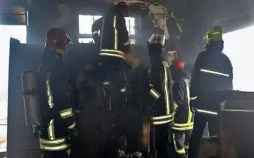 نجات خانواده سه نفره از میان شعله‌های آتش در مشهد