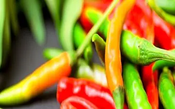  فلفل قرمز و سفید و سیاه چه تفاوتی دارند؟