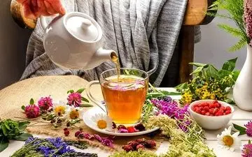طرز تهیه 7 دمنوش گیاهی مناسب برای درمان سرفه