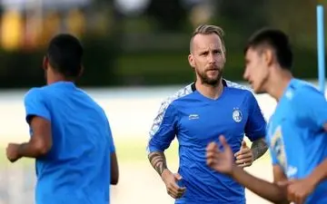 فاش شد ! این ستاره تازه وارد استقلال شماره ۷ تیام را می پوشد