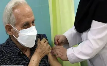 این افراد دز سوم واکسن کرونا را دریافت می کنند