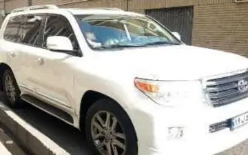 توقیف تویوتا لندکروز قاچاق ۸۰ میلیارد ریالی در سرپل‌ذهاب

