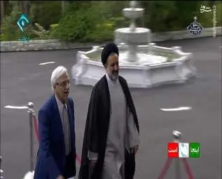 ورود هاشمی طبا به سازمان صدا و سیما + تصاویر