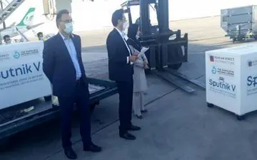 ۱۰۰هزار دوز دیگر واکسن روسی وارد ایران شد