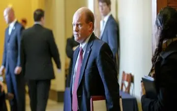 سناتور آمریکایی: اعزام نظامیان آمریکایی به اوکراین قربانی کردن آن‌هاست