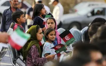 تکلیف درمان کودکان مهاجر چه می شود؟

