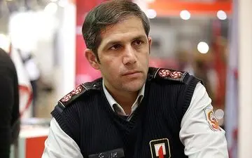 انبار لوازم بهداشتی در غرب تهران در آتش سوخت
