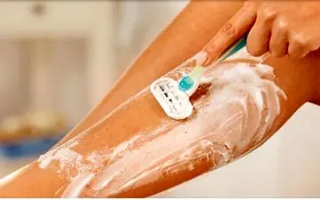 برای کاهش خارش پوست بعد از اصلاح با تیغ چه کنیم؟