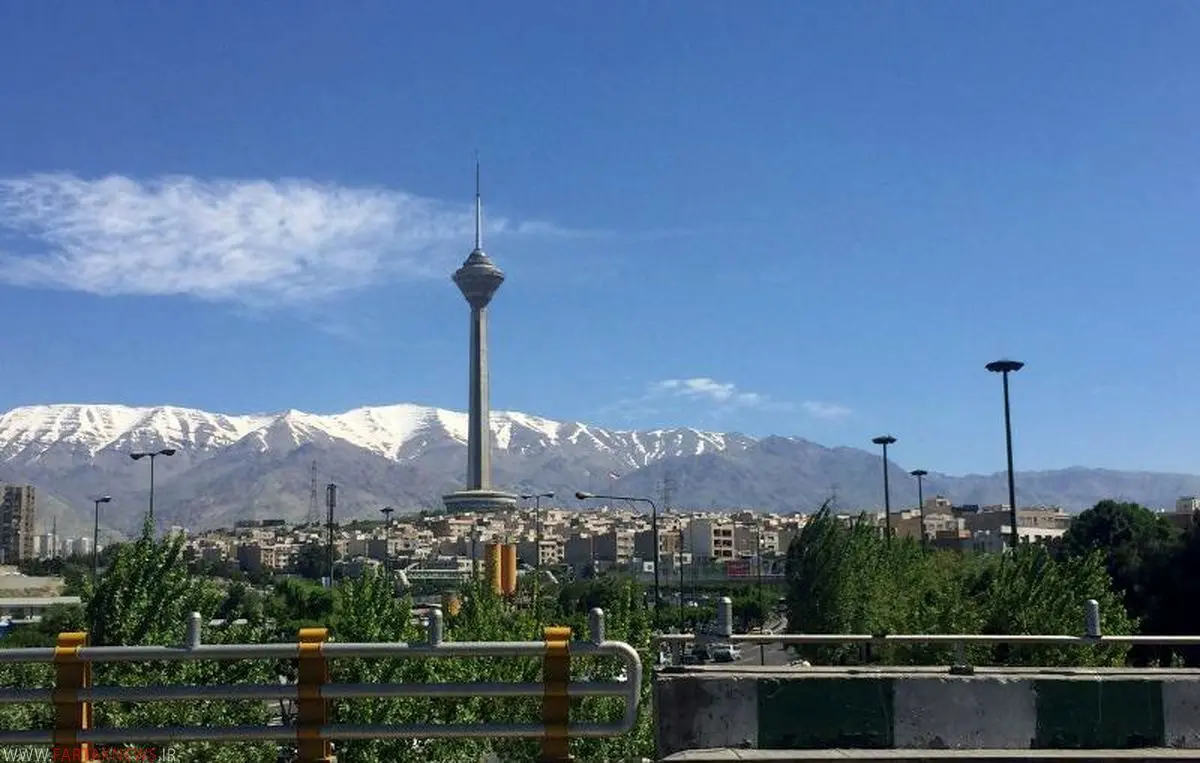 هوای تهران پاک است/ تداوم کاهش دمای هوای پایتخت