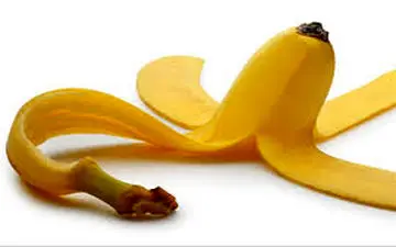 کاربرد های شفگت انگیز پوست موز