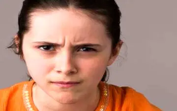 نحوه برخورد با دختران نوجوان در دوران بلوغ