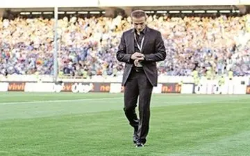 انتخاب سرمربی خارجی برای تیم ملی اشتباه بزرگی است