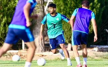  محمد محبی مجوز بازی گرفت