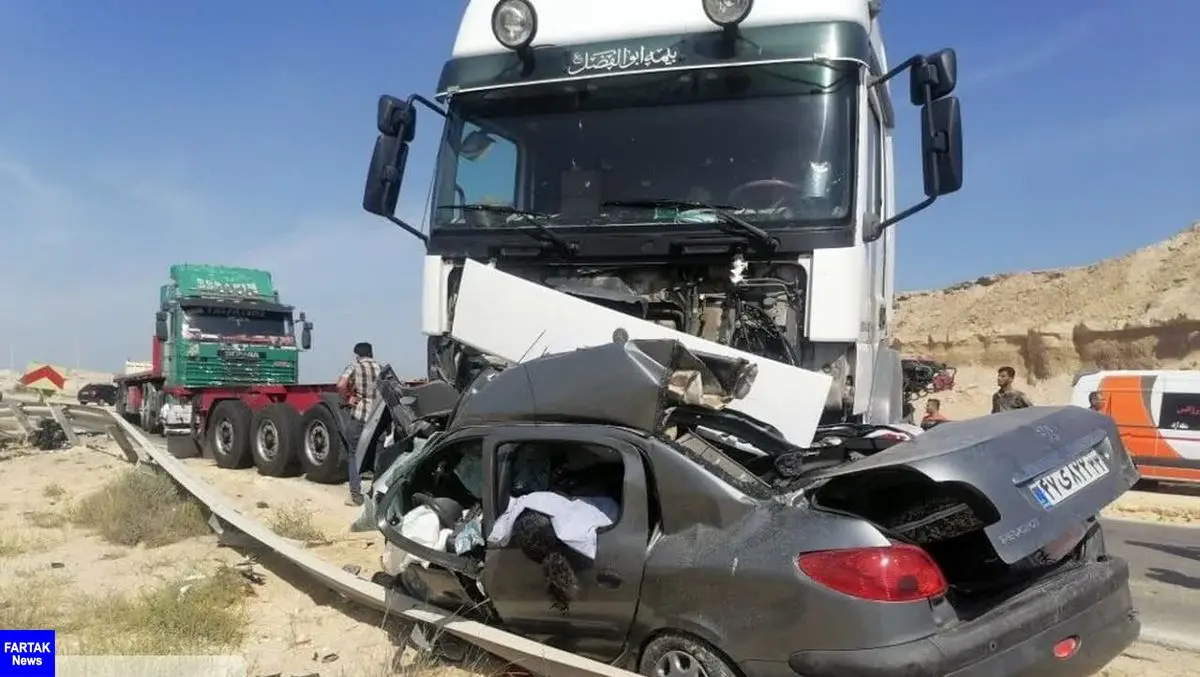 تصادف سواری با کامیون در قشم چهار کشته برجای گذاشت
