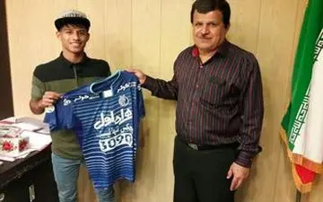  تلاش ستاره پرسپولیس برای استقلالی نشدن این بازیکن