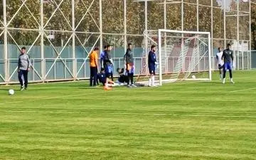 مصدومیت مدافع تیم‌ملی به خیر گذشت