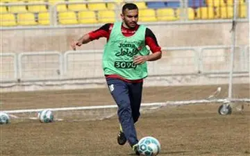 بازگشت احتمالی ربیع‌خواه به ترکیب پرسپولیس