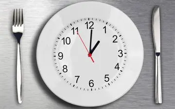 آشنایی با بهترین زمان برای خوردن غذا در طول روز
