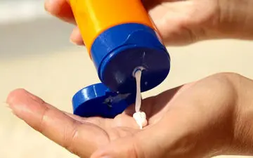 لیست بهترین ضد آفتاب‌های ایرانی مخصوص آب‌وهوای کشورمان