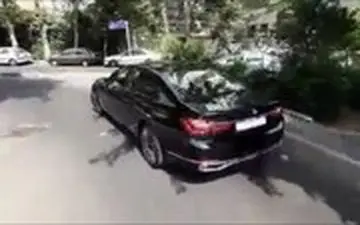 رونمایی از خودروی لاکچری ۶.۵ میلیاردی در دادگاه مدیران سابق بانک مرکزی