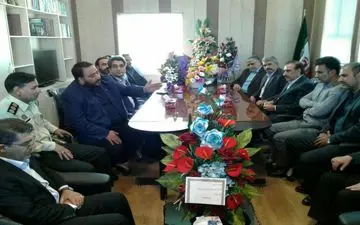 دیدار رئیس اتاق اصناف و اتحادیه‌های صنفی با رؤسای پلیس امنیت و نظارت بر اماکن کرمانشاه