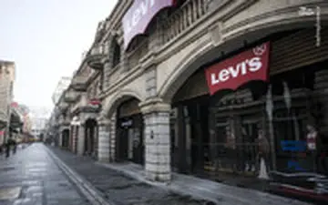 خیابان‌های خالی از خودروی شانگهای در روزهای شیوع «کرونا»