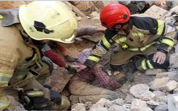 زنده به گور شدن 4 نفر در ریزش وحشتناک در جنت آباد / معجزه رخ داد
