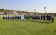 ادای احترام اعضای تیم فوتبال پیکان به شهدای ایران