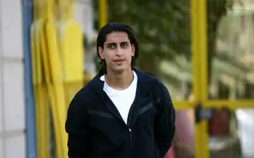 گم شدن دوباره اسناد در استقلال؛ نبود مدرکِ شکایت از از بازیکن تراکتور