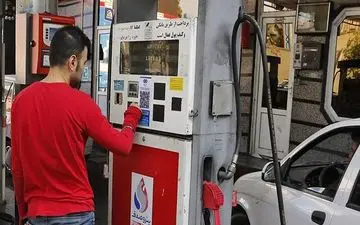 مسافران نوروزی نگران بنزین نباشند / توزیع کارت سوخت در این جایگاه ها 