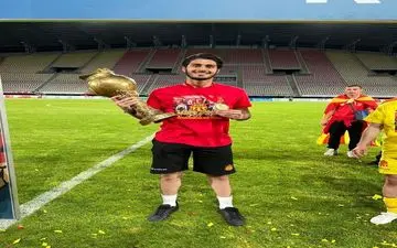 
جام قهرمانی به یک پرسپولیسی رسید 