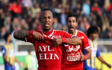 
خداحافظی باشکوه مرد محبوب تبریزی ها در دیدار با نفت 